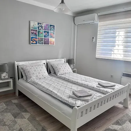 Apheartments Apartment